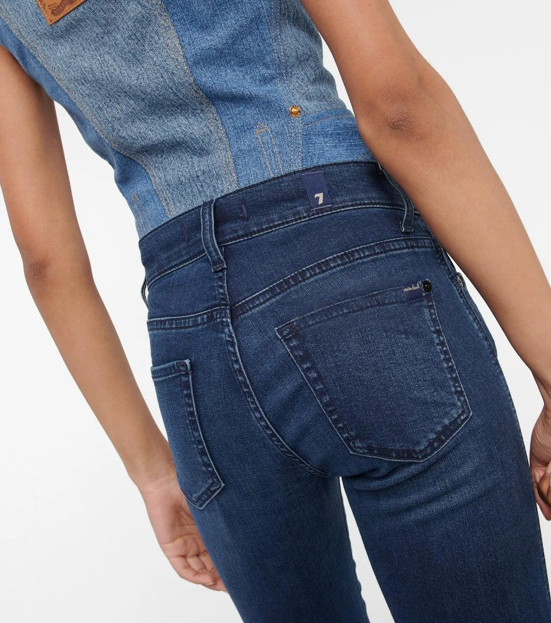 NWT- 7 for all Mankind 'Mid Rise Bootcut' Ladies Jeans Size- 28