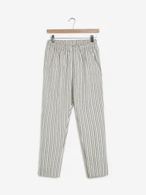 Utsa Off White Striped Ethnic Pants